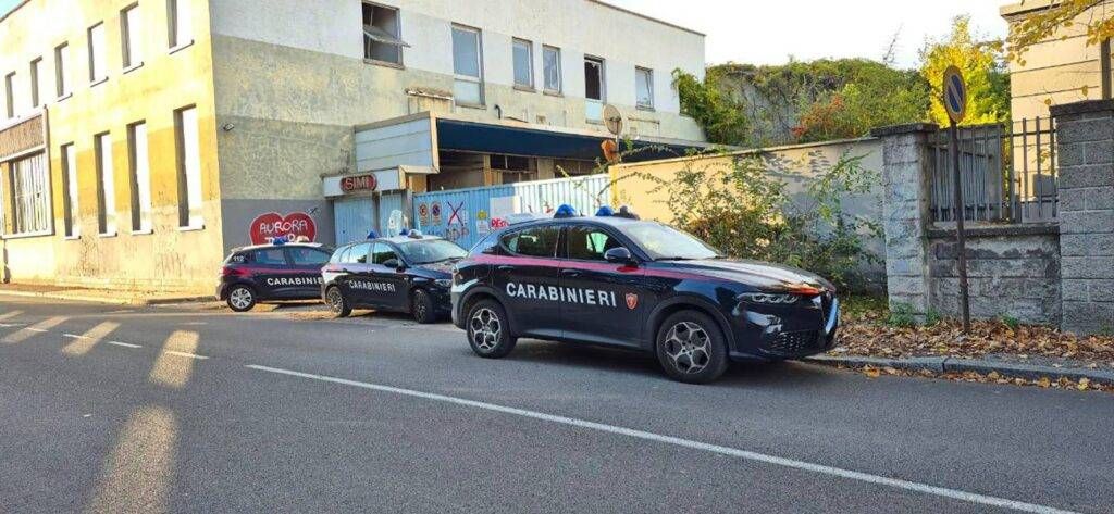 Inseguono donna in auto per rapinarla: Carabinieri arrestano poliziotto di Milano photo 2025 11 01 18 11 17 1024x473