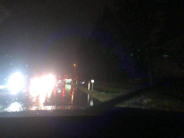 Incidente sulla Saronno-Monza a Limbiate, auto nel fossato, uomo in ospedale Auto fossato Limbiate