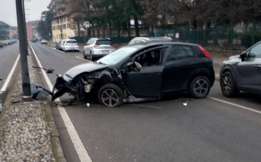 Pauroso incidente a Bollate, traffico in tilt Screenshot 2026 01 23 153742