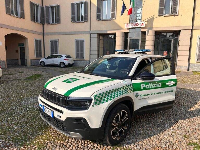 Ceriano Laghetto, una nuova auto per la Polizia locale con il contributo della Regione 2 scaled 1 768x576