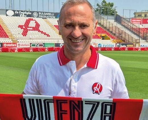 Bollate, Mister Gallo fa il bis e porta anche il Vicenza in Serie B Bollate Mister Gallo Vicenza