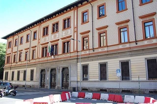 Iscrizioni scuola 2026: i dati in Lombardia tra conferma dei licei e boom del 4+2 Liceo Ginnasio Alessandro Manzoni Milano