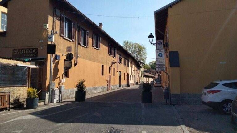 Brusuglio, nel quartiere di Cormano che fu del Manzoni, si potrà circolare solo a piedi (con poche eccezioni) Brusuglio quartiere cormano manzoni