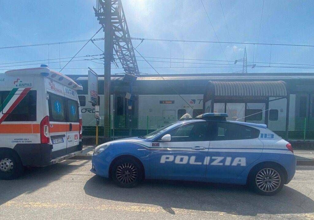 Bollate, aggredita e rapinata di pomeriggio in treno Bollate aggredita rapinata treno