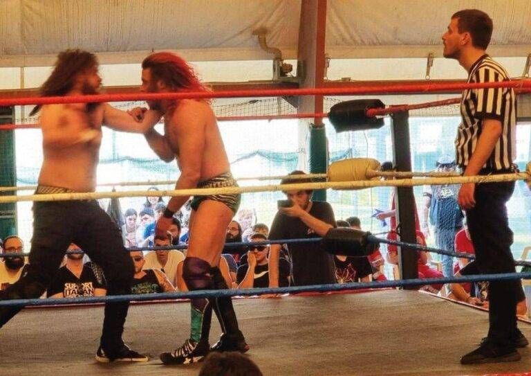 Cesate conquista il wrestling americano Cesate conquista wrestling americano