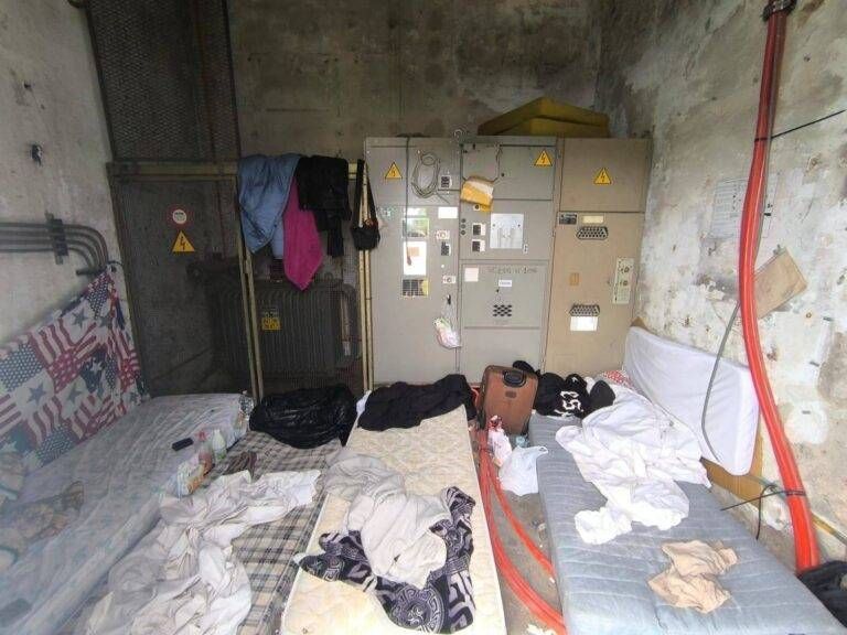 Cormano, dormivano in una cabina elettrica: denunciati WhatsApp Image 2026 05 07 at 15.42.59 768x576