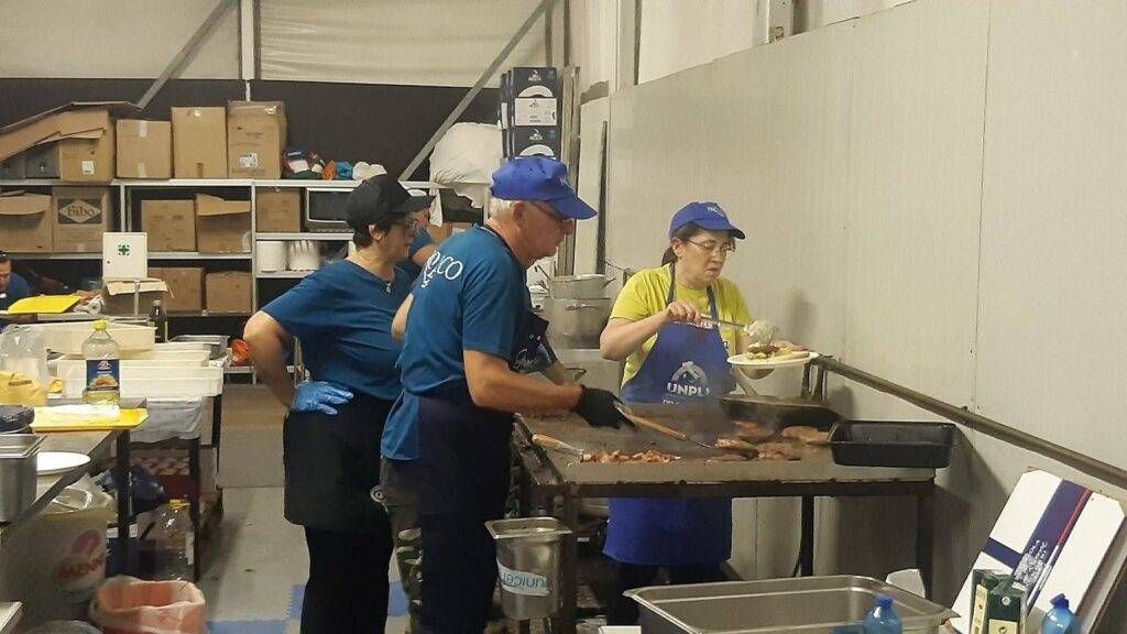 Furto nella cucina della Pro Loco di Caronno: via maialini e friggitrici volontari pro loco 1024x576