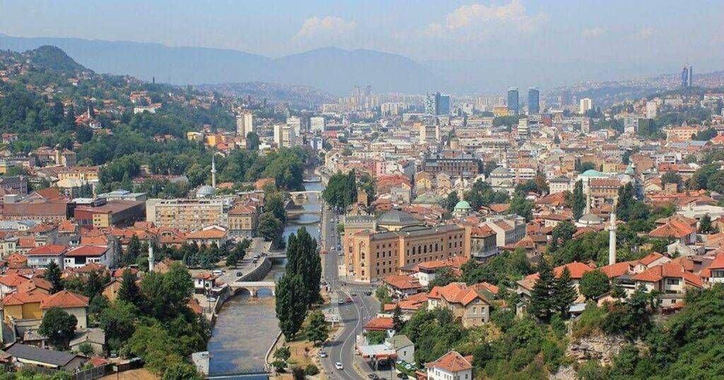 Gerenzano, Ezio Gavazzeni presenta “I cecchini del weekend” il 7 giugno: l’inchiesta sui safari umani a Sarajevo Gerenzano Gavezzeni Sarajevo