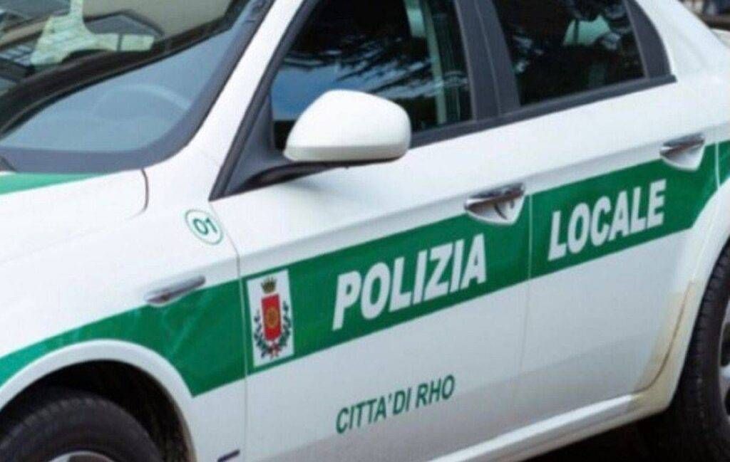 Rho: tragedia al comando della Polizia locale, giovane agente si toglie la vita polizia locale rho