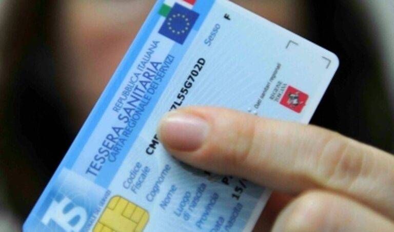 La tua Tessera Sanitaria scade…”: attenti alla nuova truffa via mail che ruba i dati di Spid e Cie terssera sanitaria scade mail truffa