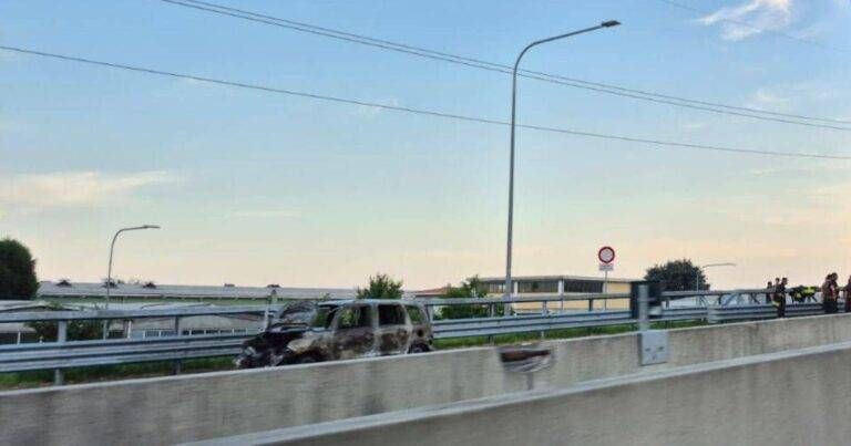 Paderno Dugnano, incendio in Tangenziale Nord: tratto chiuso e traffico in tilt |VIDEO Paderno Dugnano incendio