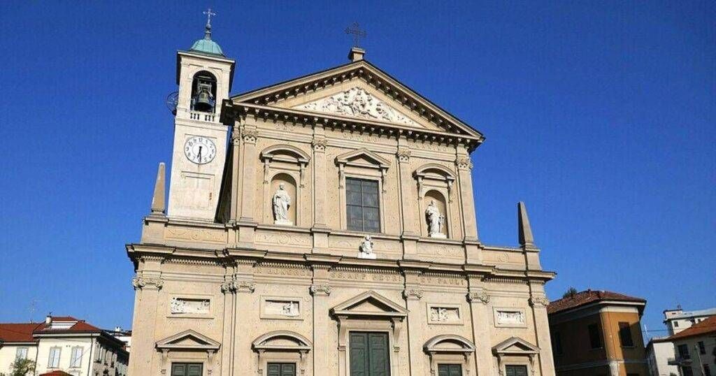 Saronno, si accendono le luci del centro: parte il conto alla rovescia per Reverie Saronno Reverie