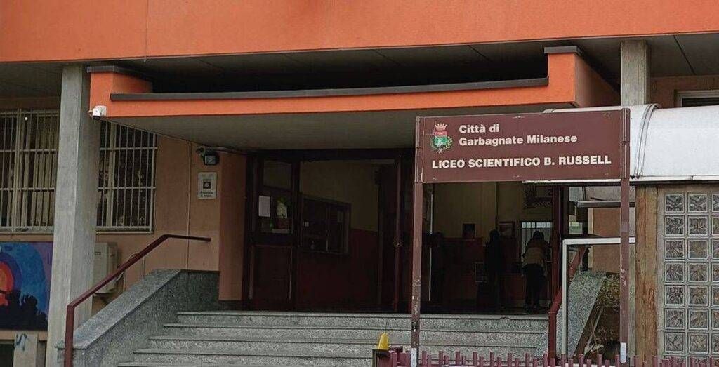 Garbagnate, il Russell scelto per il nuovo “Liceo matematico” Garbagnate Russell Liceo matematico