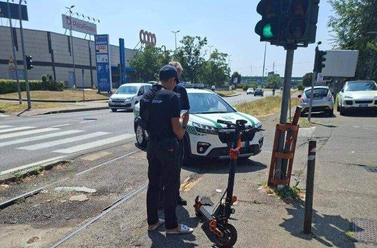 Cormano, scattano i controlli sulle nuove regole per i monopattini, primi 2 sequestri Cormano controlli monopattino