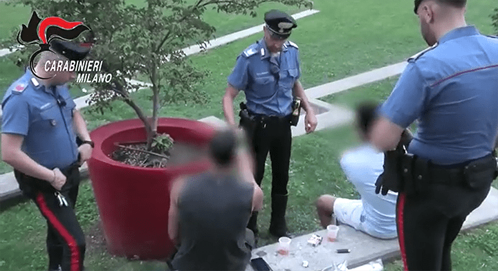 Estorsione e minacce a coetanei, 17enne arrestato a Cornaredo Screenshot 343