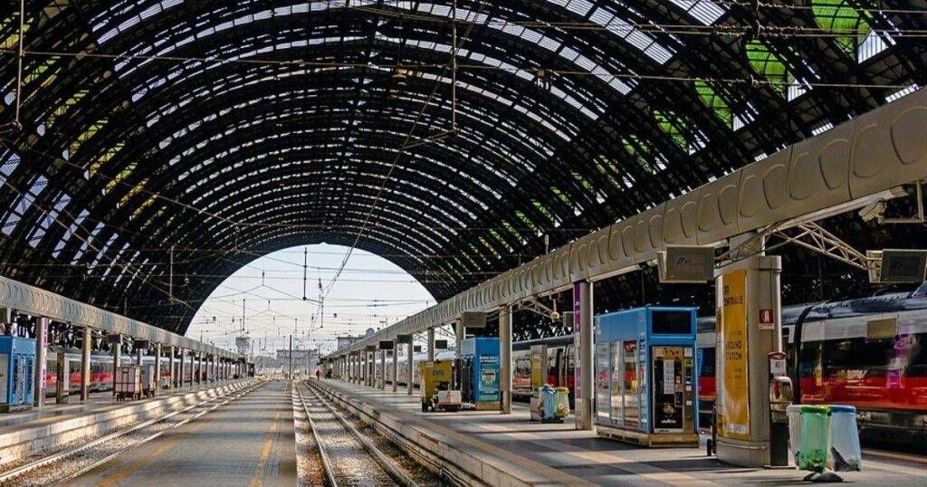 Milano Centrale, guasto agli impianti della stazione in mattinata: circolazione in graduale ripresa Milano Centrale guasto