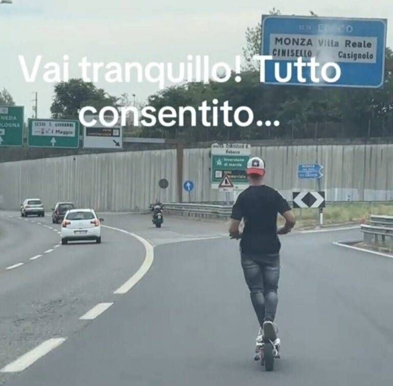 Monopattini elettrici, è allarme sulle strade: velocità folli e regole sempre più stringenti Screenshot 20260812 155951 Video Player 768x754