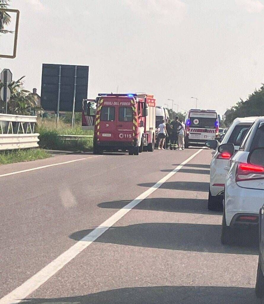Incidente sulla SP 31 bis tra Misinto e Rovellasca: due auto coinvolte, 4 feriti, anche una bambina 1000459882 891x1024
