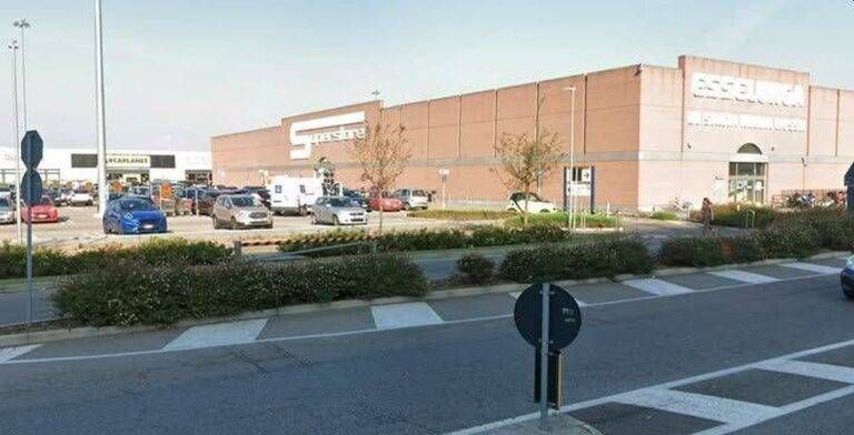 Garbagnate e Arese, ancora furti nei parcheggi dei supermarket Garbagnate Arese furti parcheggi supermarket