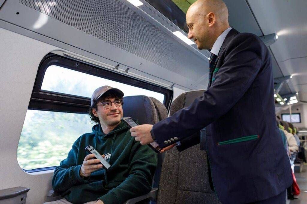Lavoro, Trenord cerca capitreno, candidature aperte trenord lavoro capotreno