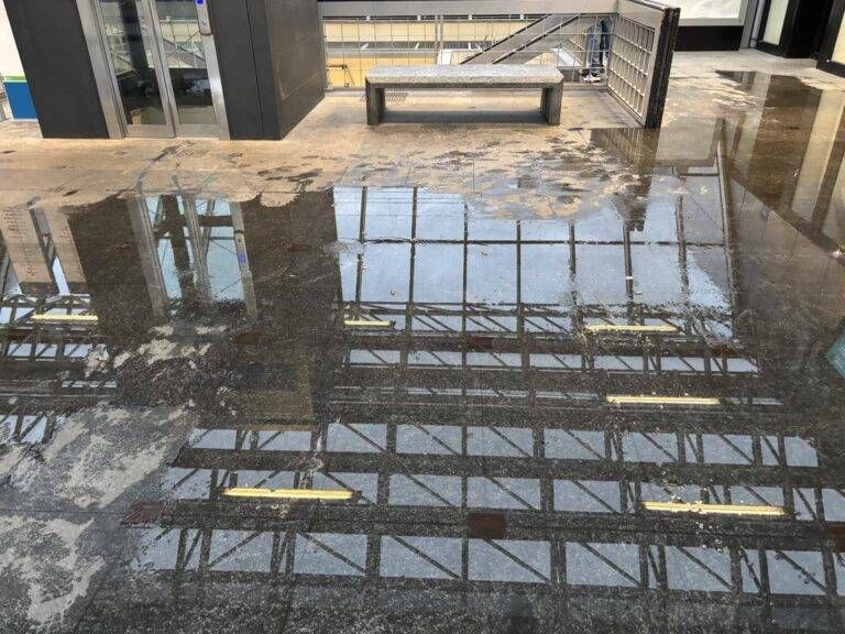 Stazione di Caronno nel degrado, il sindaco scrive a Ferrovie Nord WhatsApp Image 2026 09 13 at 10.56.22 768x576