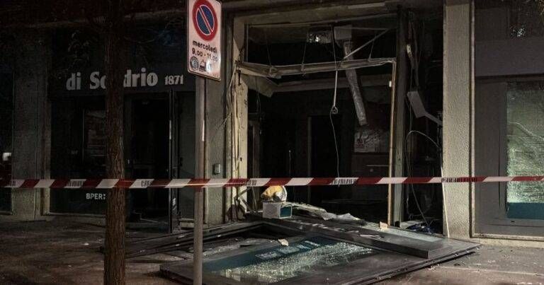 Cologno assalto bancomat