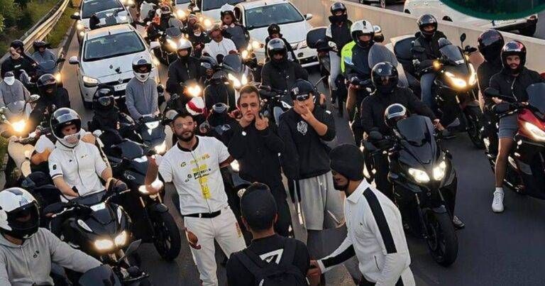 Espulso il rapper che ha bloccato la Milano-Meda per un video, ma l’avvocato… Rapper milano meda