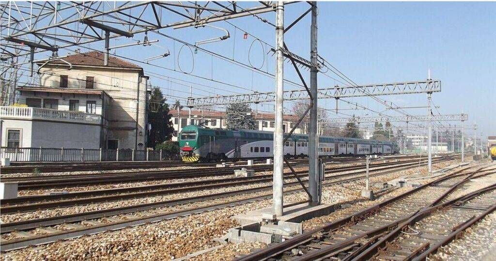 Furto di rame sulla linea Saronno-Como: circolazione sospesa, treni cancellati e bus sostitutivi furto cavi treni cancellati