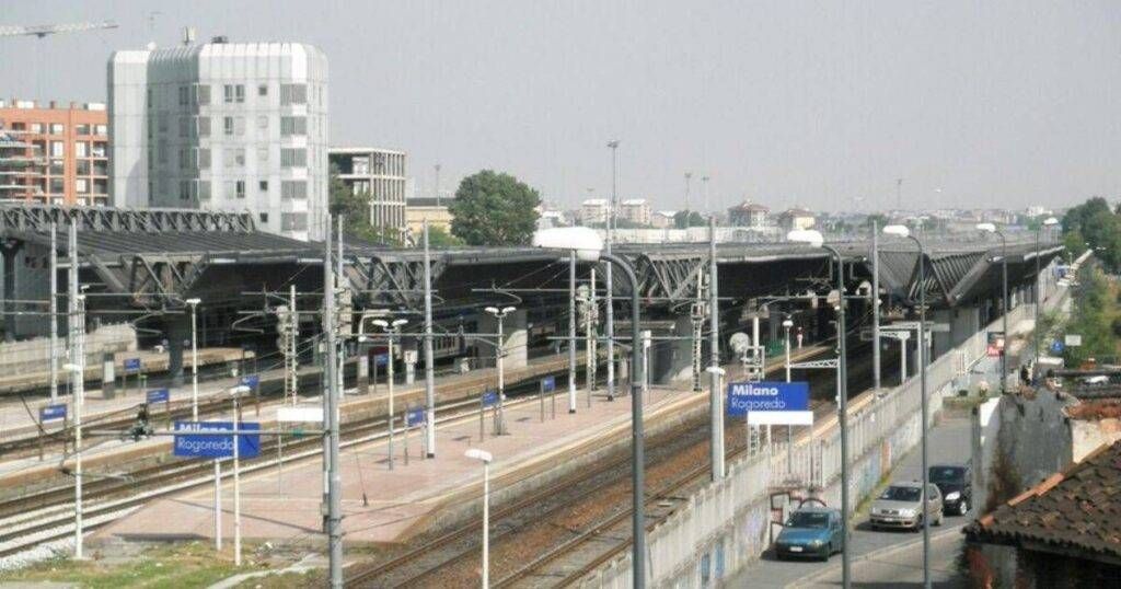 Treni, persone sui binari a Milano Rogoredo, ritardi fino a 40 minuti Persone binari rogoredo