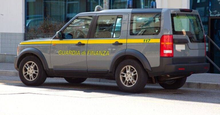 Controlli della Guardia di Finanza tra Saronno e Busto Arsizio, sequestrati oltre 20mila giocattoli Controlli finanza saronno