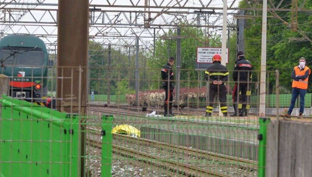 Tragedia a Sesto San Giovanni, uomo muore investito da un treno stazione morto 1 1024x581
