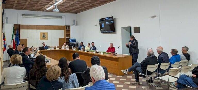 Odori molesti tra Ceriano e Solaro: la Provincia diffida un’azienda fuori norma Ceriano Laghetto odori molesti provincia