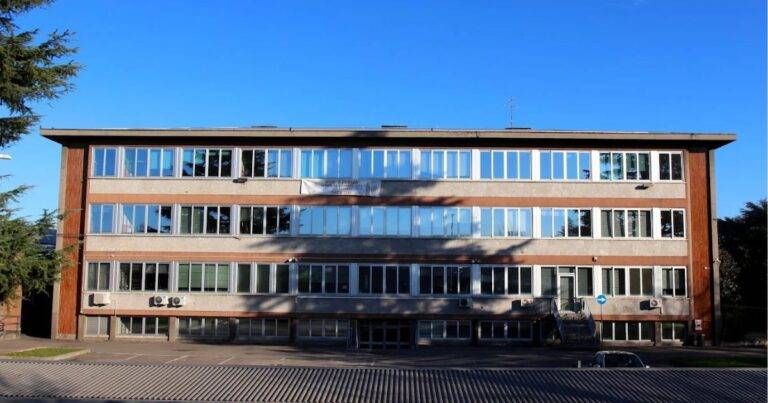 Saronno, le idee degli studenti dell’Ipsia Parma per una scuola più sostenibile Saronno studenti ipsia