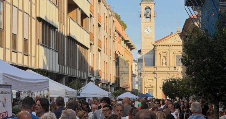 Saronno, Associazioni in festa, grande partecipazione in centro Saronno Associazioni in festa