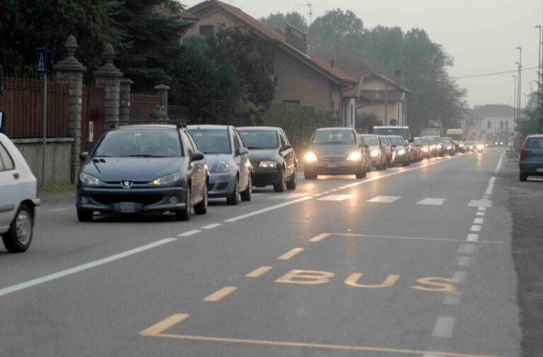 Lavori sulla Bustese a Uboldo: sarà un mese di disagi saronnese 768x505