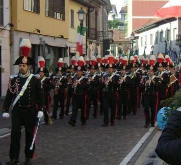 L’abbraccio di Bollate ai Carabinieri fanfara
