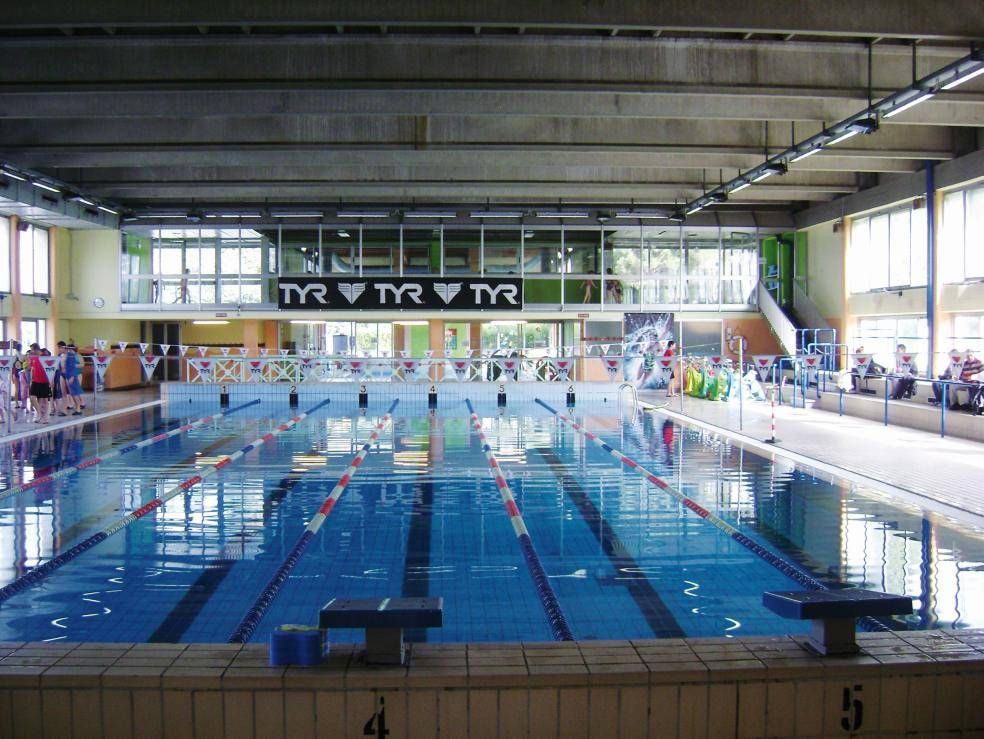 Piscina di Garbagnate: sarà braccio di ferro pisc