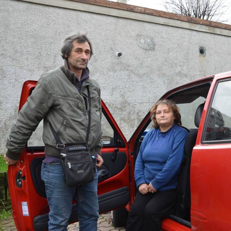 Senza casa, vivono in auto “Meglio a Paderno che altrove” paderno