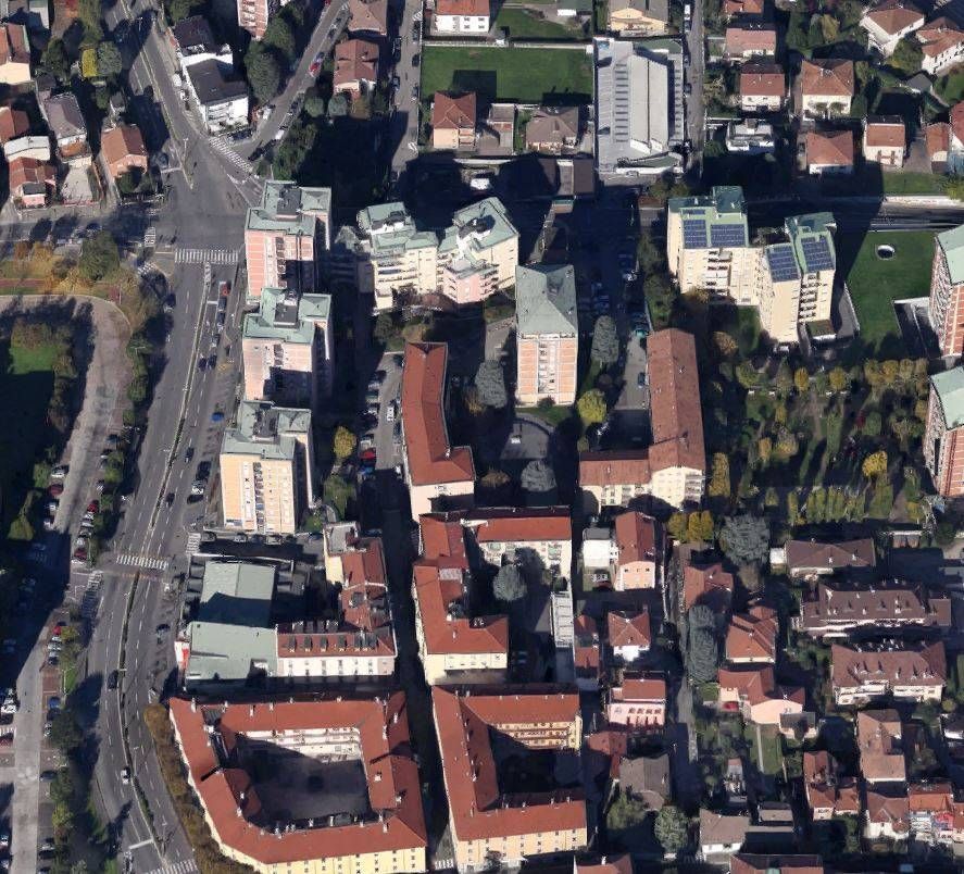 Tragica caduta dal balcone a Bollate incidente