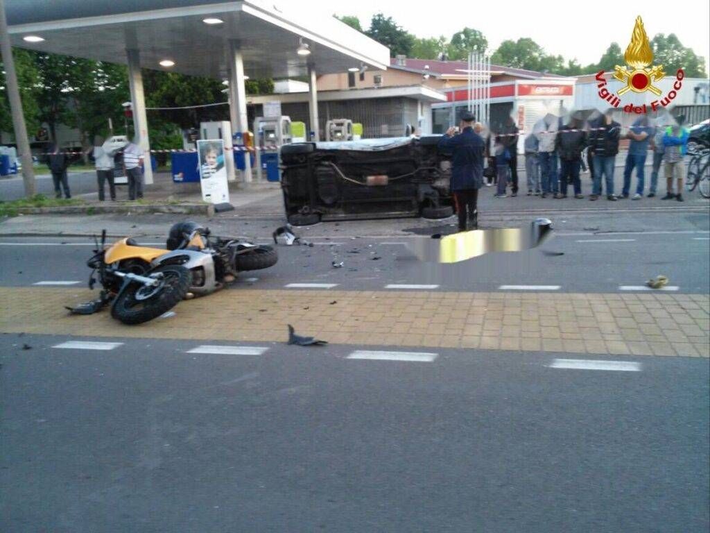 Saronno, scontro auto-moto Tragedia in via Varese 13064731 10154043738066832 5074258337127678419 o 1 1024x768