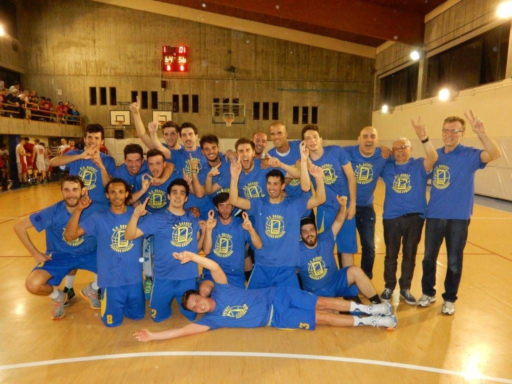 Esulta il Gs Basket di Paderno Ecco la Serie D per i gialloblu GS Basket promozione Serie D 1024x768