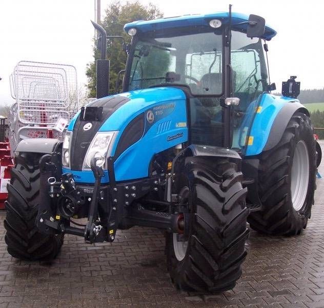 Rovellasca, ladri in fuga con un trattore da 40mila euro. L’appello su Facebook 14725629 806711729431823 1735528829032706353 n