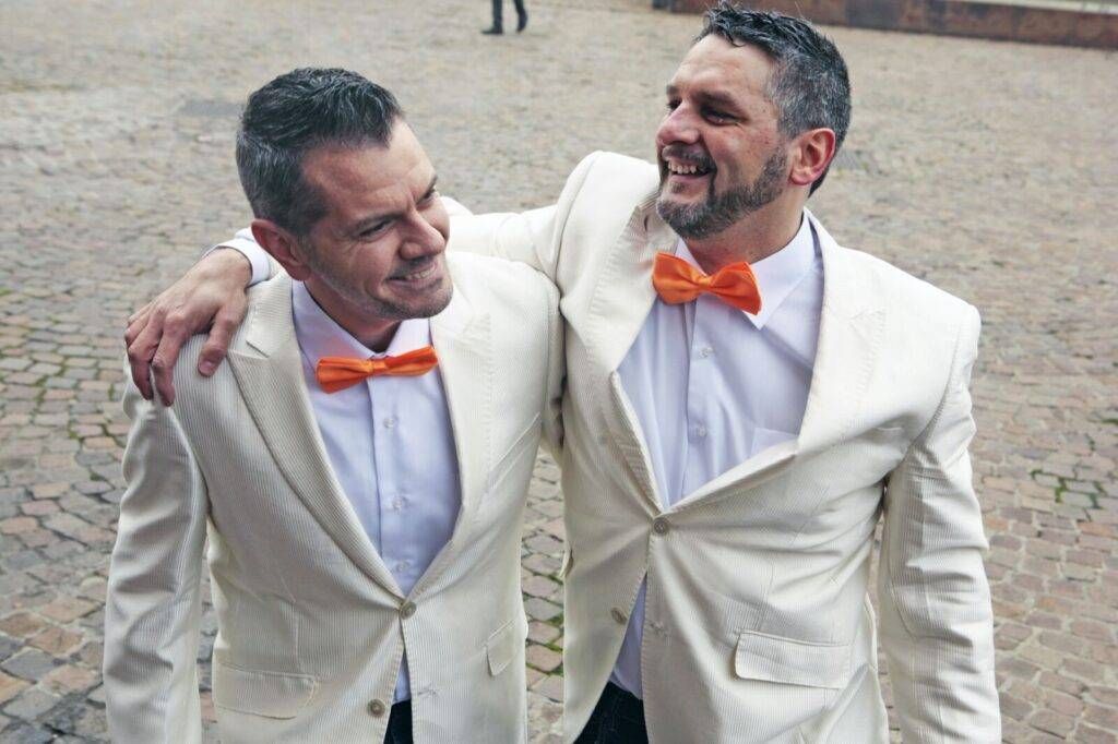 Edo e Bruno, un ‘amore normale’ per la prima unione civile di Limbiate 4lim nozze1 1024x682