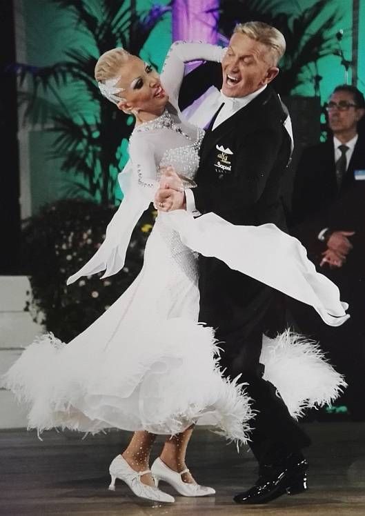 Nuccia e Luciano, tre volte campioni del mondo nel ballo 0505SolBallerini2WEB