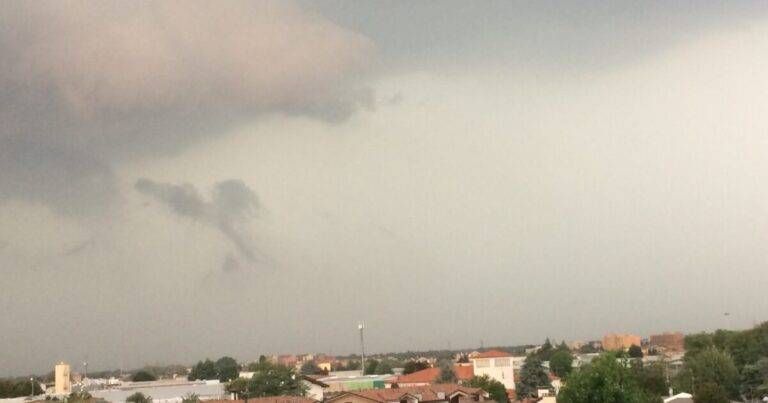 Allerta meteo, temporali in arrivo: cosa può succedere tra Bollate, Limbiate e Saronno meteo allerta temporali