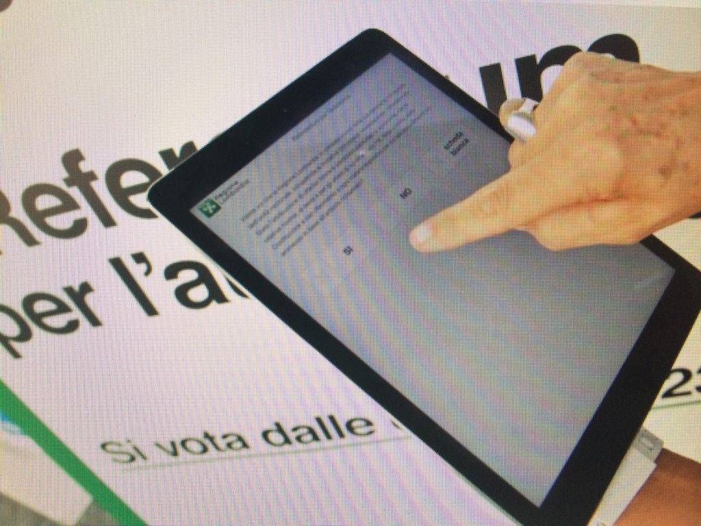 Referendum, aperti i seggi fino alle 23. Si vota con un clic e senza tessera elettorale IMG 8308 1024x768
