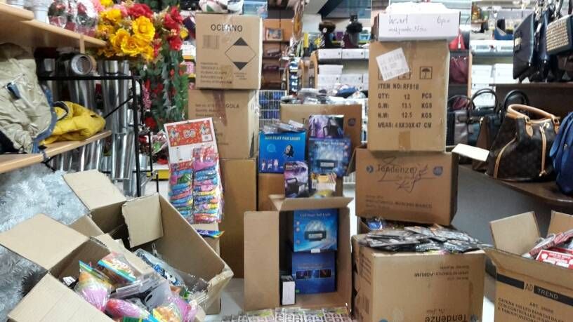 Ad Halloween la contraffazione non è uno scherzo: sequestrati 300mila articoli dalle fiamme gialle GdfVareseHalloween