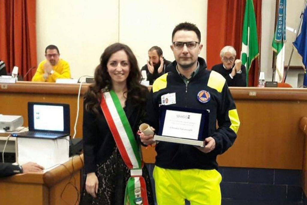 Senago, volontario d’oro: ha salvato la vita a un pensionato. Il sindaco lo premia valcarenghi senago 1024x683