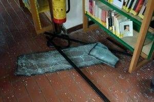 baranzate biblioteca 300x200