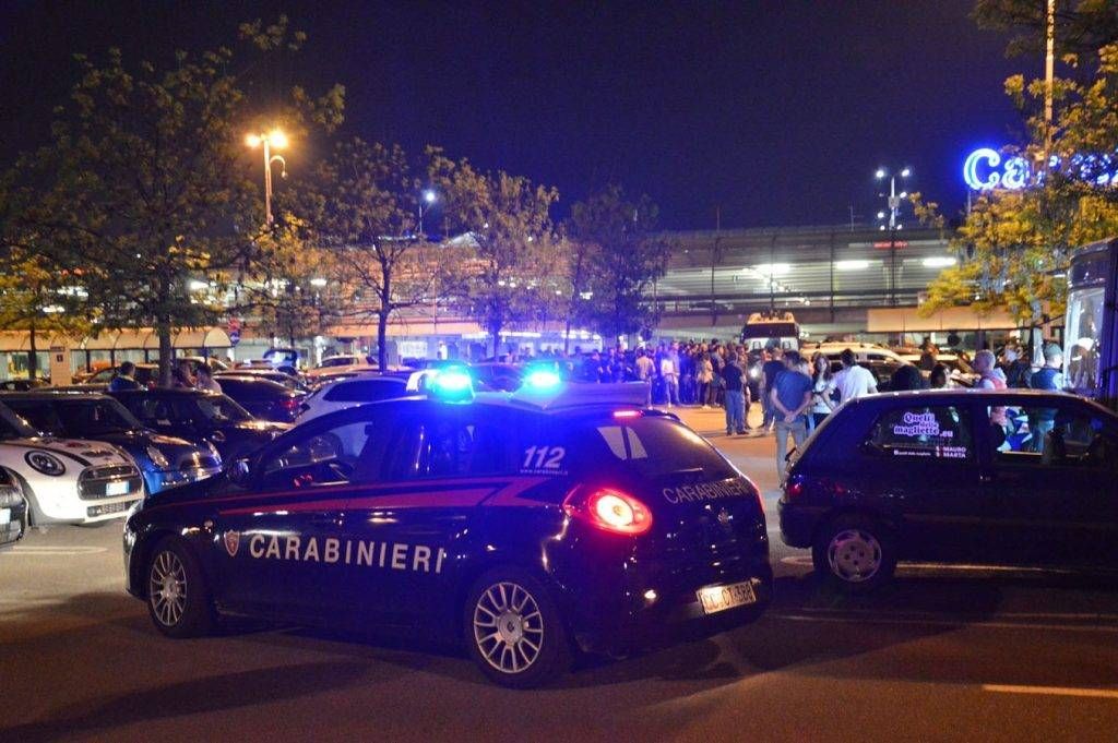 La buona di Capodanno: scomparsa in Valchiavenna, ritrovata a Saronno carabinieri 1 1024x681